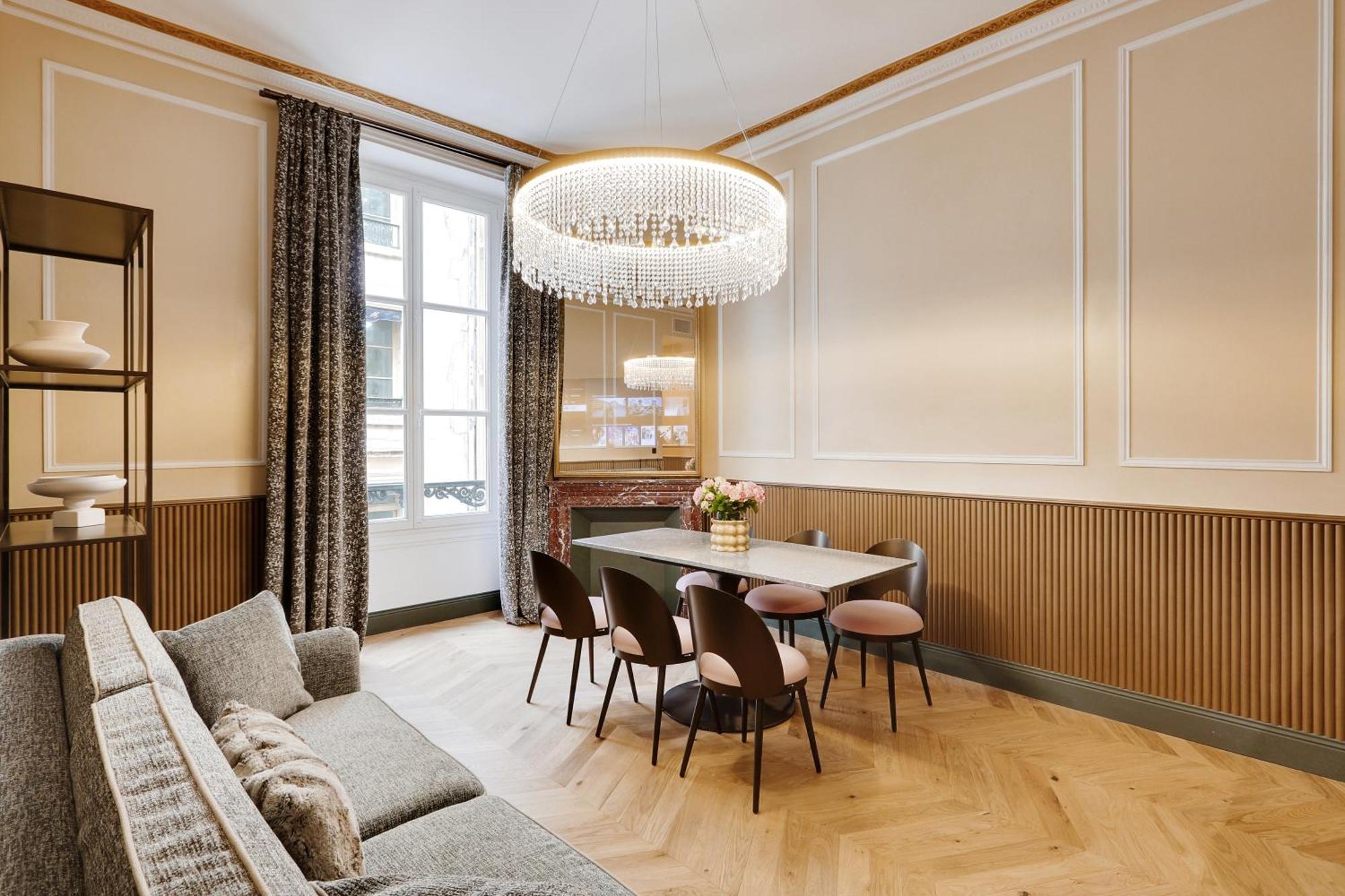 Pick A Flat's In La Madeleine-opera - Rue De L'arcade Parijs